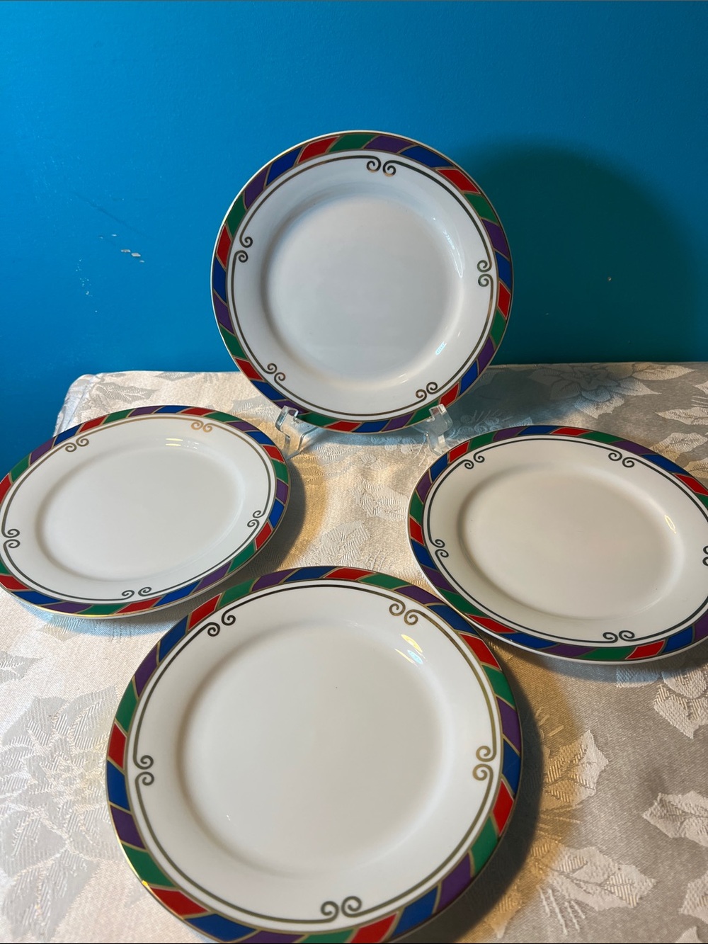 Pier 1 Celebration Dessert/Salad Plates Set of 4